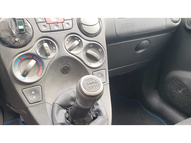 Fiat panda 1.4 16v sport, 3-xkj-85 - afbeelding 8 van  11