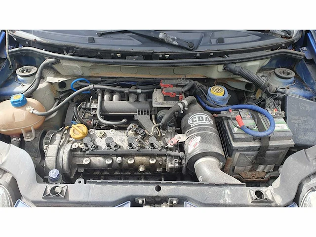 Fiat panda 1.4 16v sport, 3-xkj-85 - afbeelding 2 van  11