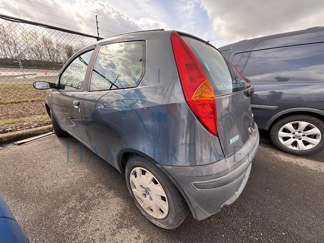 Fiat punto 1 2i 8v classic, 2000 - afbeelding 11 van  15