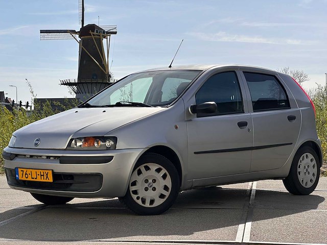 Fiat punto 1.2-16v dynamic speedgear automaat, 76-lj-hx - afbeelding 1 van  10