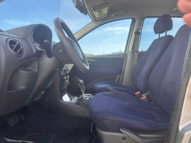 Fiat punto 1.2-16v dynamic speedgear automaat, 76-lj-hx - afbeelding 5 van  10