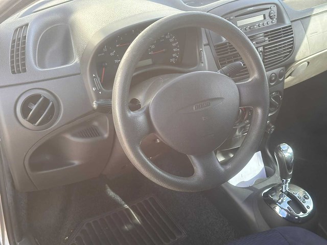 Fiat punto 1.2-16v dynamic speedgear automaat, 76-lj-hx - afbeelding 6 van  10