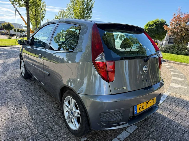 Fiat punto 1.2-16v sportsound , 66-pt-tx - afbeelding 9 van  14