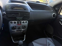 Fiat punto 1.2-16v sportsound , 66-pt-tx - afbeelding 13 van  14