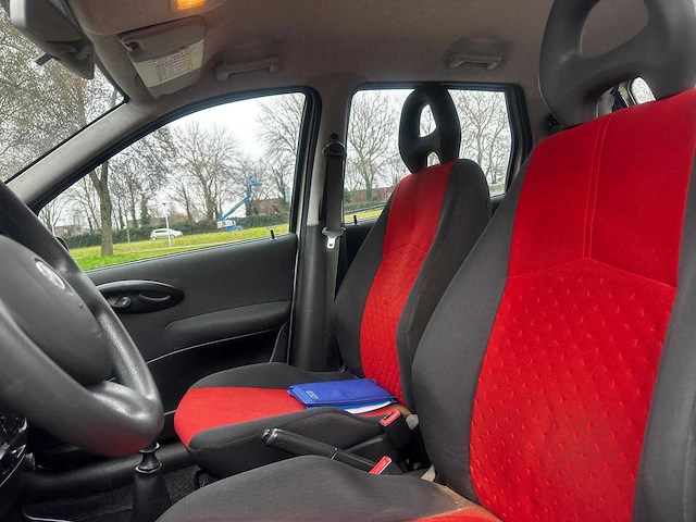 Fiat punto 1.2 active, 02-rl-hv - afbeelding 9 van  12