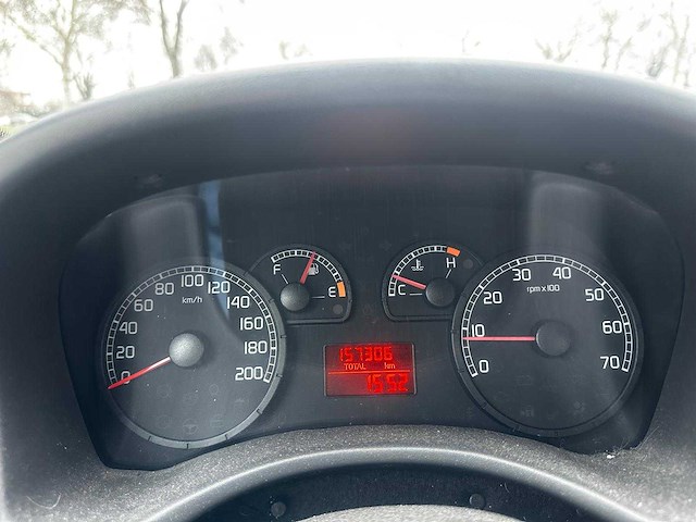 Fiat punto 1.2 active, 02-rl-hv - afbeelding 12 van  13