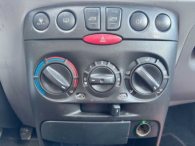 Fiat punto 1.2 dynamic 2002 | 40-jn-rl - afbeelding 10 van  23