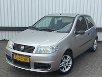 Fiat punto 1.2 navigator, 73-rg-hk - afbeelding 1 van  12
