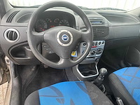 Fiat punto 1.2 navigator, 73-rg-hk - afbeelding 8 van  12