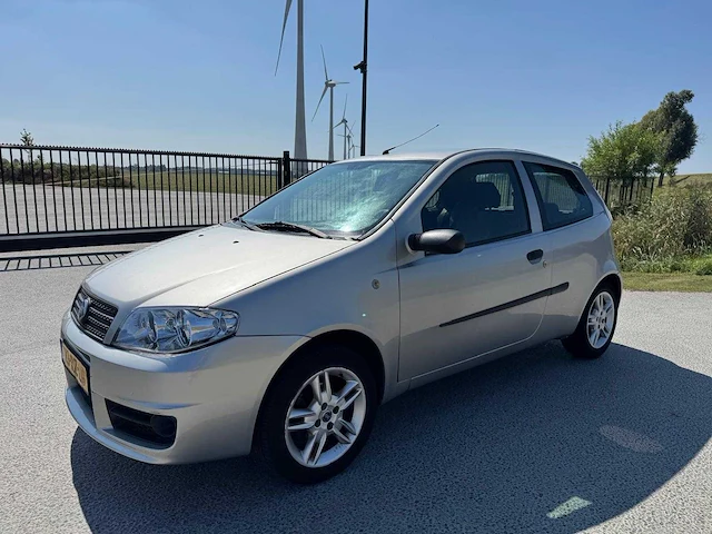 Fiat punto 1.2 navigator, 73-rz-lb - afbeelding 1 van  8
