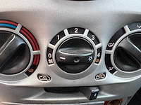 Fiat punto 1.2 navigator airco 73-rz-lb - afbeelding 13 van  15