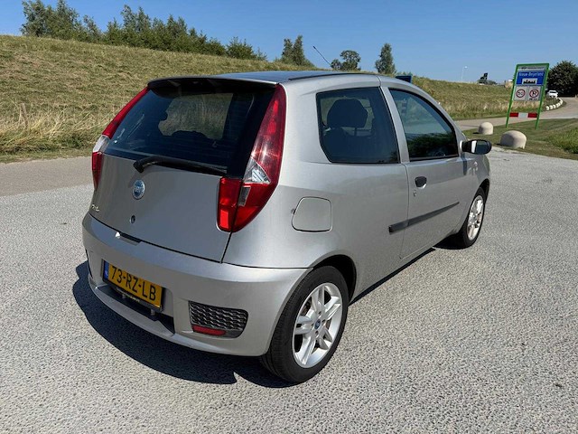 Fiat punto 1.2 navigator airco 73-rz-lb - afbeelding 3 van  15