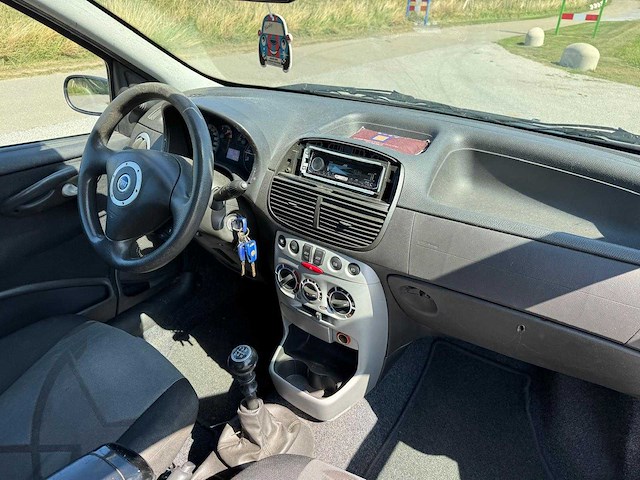 Fiat punto 1.2 navigator airco 73-rz-lb - afbeelding 6 van  15