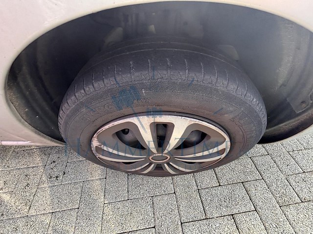 Fiat punto 1.4i easy stop&start, 2014 - afbeelding 15 van  27