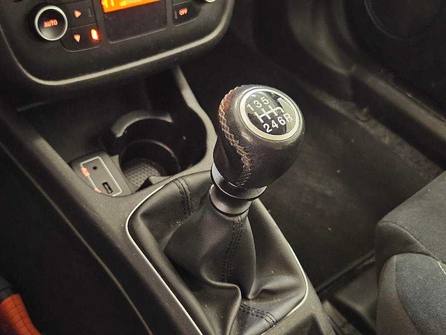 Fiat punto evo 0.9 twinair lounge; jx-944-j - afbeelding 4 van  14