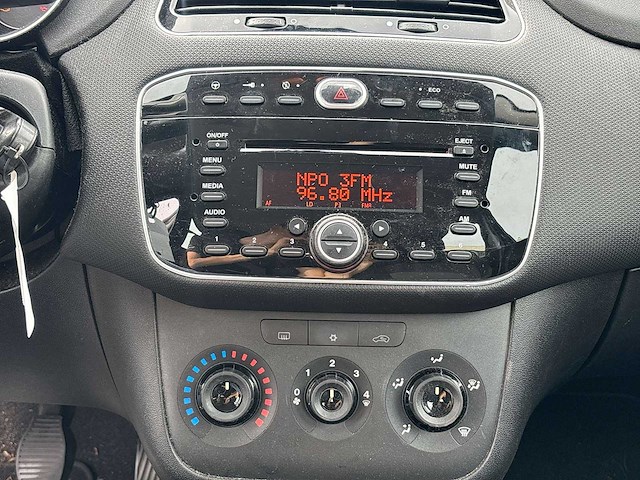 Fiat punto evo 0.9 twinair pop | 3-tkh-12 - afbeelding 16 van  29
