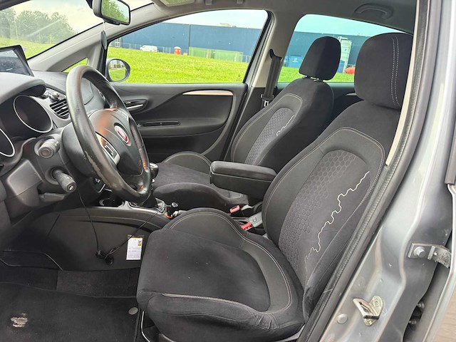 Fiat punto evo 0.9 twinair sport, 00-zxh-4 - afbeelding 19 van  21