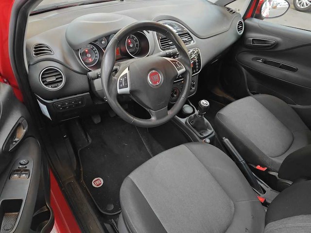 Fiat punto evo 0.9 twinair street , 7-zgz-46 - afbeelding 14 van  18