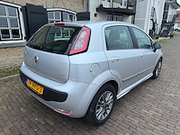 Fiat punto evo 1.3 m-jet air dynamic 74-nkg-3 - afbeelding 12 van  21