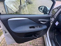 Fiat punto evo 1.3 m-jet air dynamic 74-nkg-3 - afbeelding 20 van  21