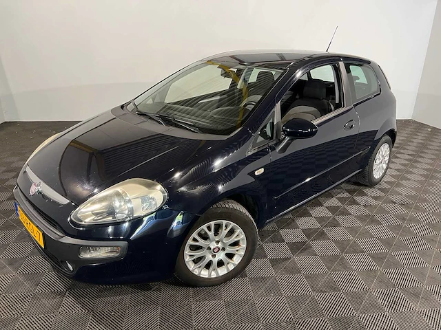 Fiat punto evo 1.3 m-jet dynamic, 03-rgl-7 - afbeelding 1 van  15
