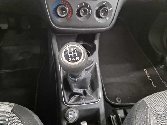 Fiat punto evo 1.3 m-jet dynamic, 86-pjr-4 - afbeelding 1 van  4