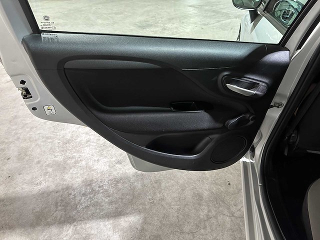 Fiat punto evo 1.3 m-jet easy 84pk 2013, 44-zpr-6 - afbeelding 21 van  38