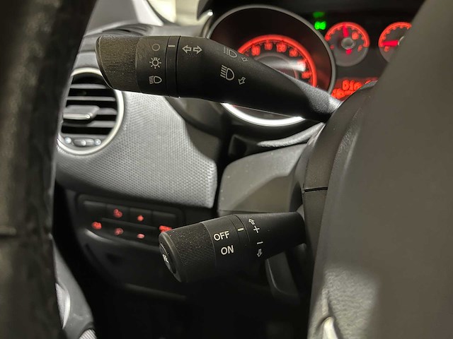 Fiat punto evo 1.3 m-jet easy 84pk 2013, 44-zpr-6 - afbeelding 14 van  38