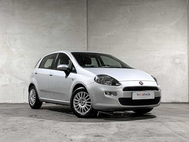 Fiat punto evo 1.3 m-jet easy 84pk 2013, 44-zpr-6 - afbeelding 35 van  38