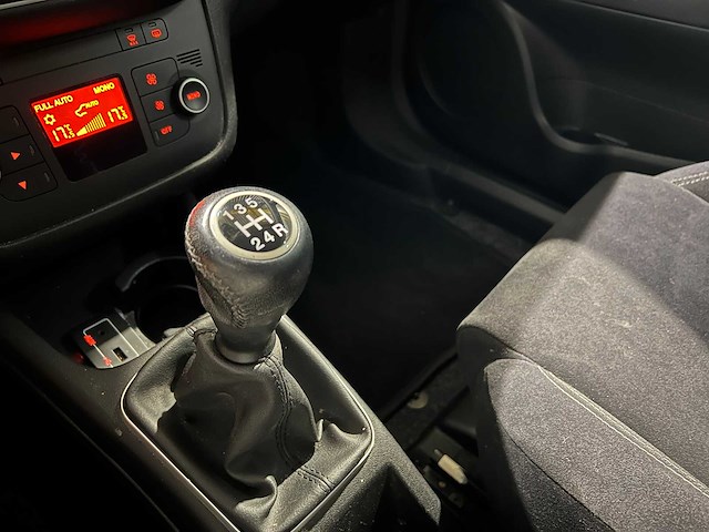 Fiat punto evo 1.3 m-jet lounge, hd-331-h - afbeelding 7 van  18