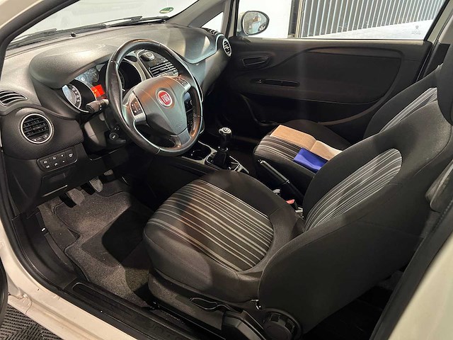 Fiat punto evo 1.3 m-jet mylife, 16-tfx-7 - afbeelding 2 van  15