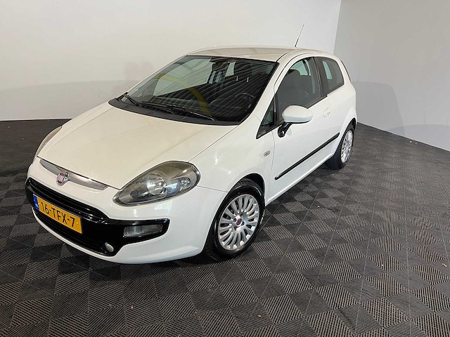 Fiat punto evo 1.3 m-jet mylife, 16-tfx-7 - afbeelding 1 van  15