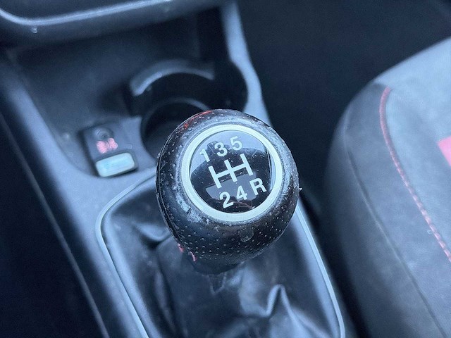 Fiat punto evo 1.3 m-jet racing | 29-sks-6 i - afbeelding 6 van  11