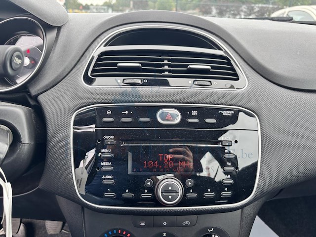 Fiat punto street, 2016 - afbeelding 6 van  27