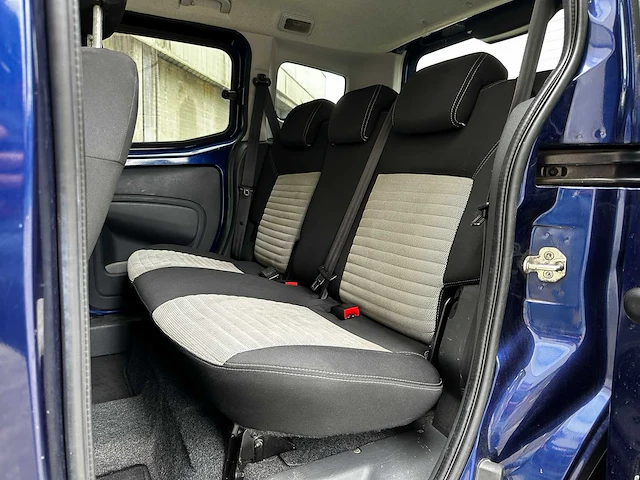 Fiat qubo 1.4 dynamic 73pk 2009 (origineel-nl), 98-jtx-5 - afbeelding 16 van  39