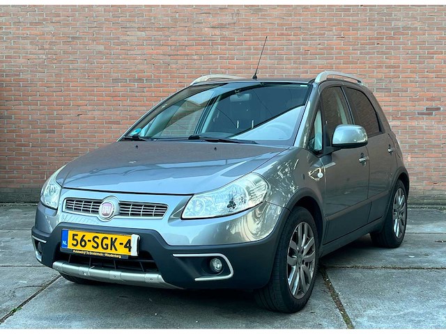 Fiat sedici 1.6-16v emotion, 56-sgk-4 - afbeelding 1 van  14
