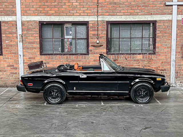 Fiat spider 2000 h5 105pk 1981, xk-55-gg - afbeelding 10 van  37