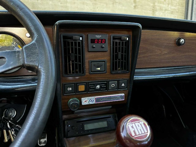 Fiat spider 2000 h5 105pk 1983, 77-xr-tp - afbeelding 15 van  42