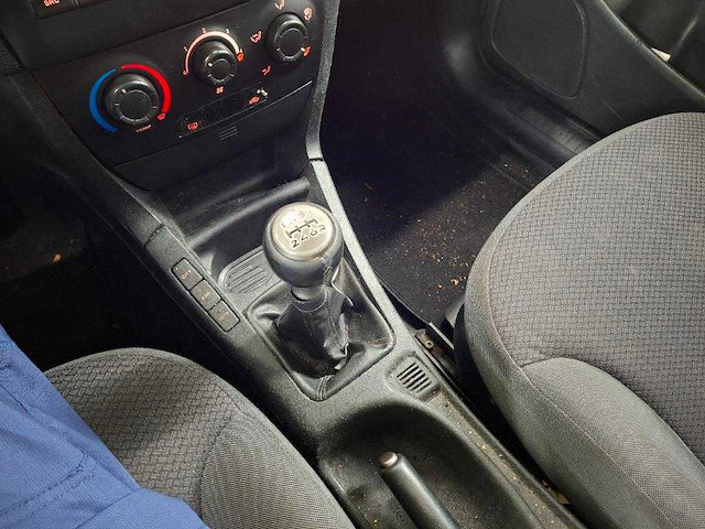 Fiat stilo 1.2-16v active, 52-nf-kb - afbeelding 2 van  4