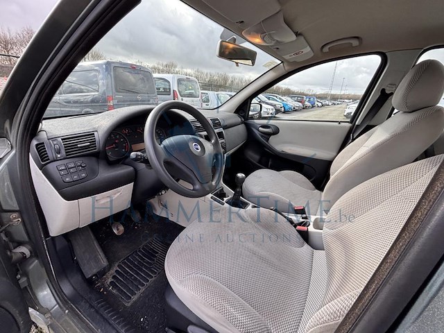 Fiat stilo 1.4i 16v actual,2004 - afbeelding 3 van  45