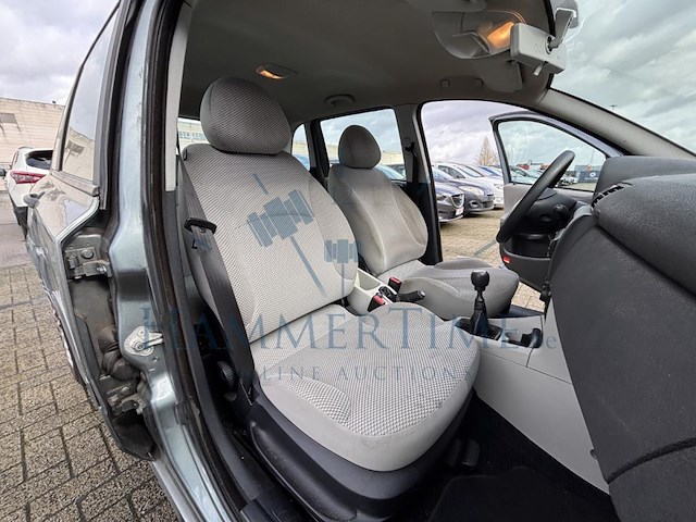 Fiat stilo 1.4i 16v actual,2004 - afbeelding 18 van  45