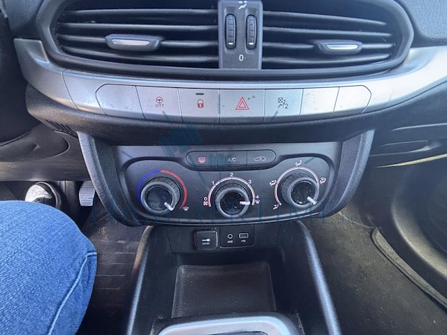 Fiat tipo hatchback easy, 2017 - afbeelding 8 van  36