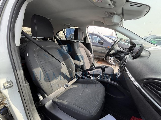 Fiat tipo hatchback t firefly life, 2022 - afbeelding 18 van  35