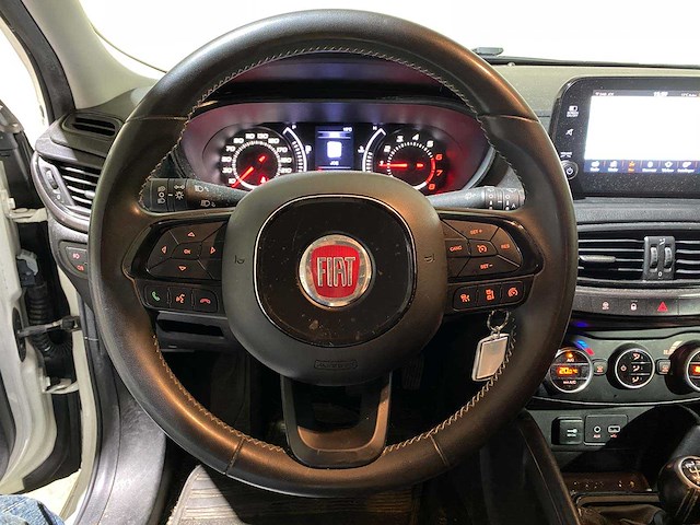 Fiat tipo stationwagon 1.4 t 16v s-design 120pk 2018 (origineel-nl), tg-666-l - afbeelding 10 van  43