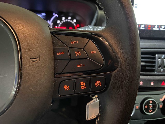 Fiat tipo stationwagon 1.4 t 16v s-design 120pk 2018 (origineel-nl), tg-666-l - afbeelding 11 van  43