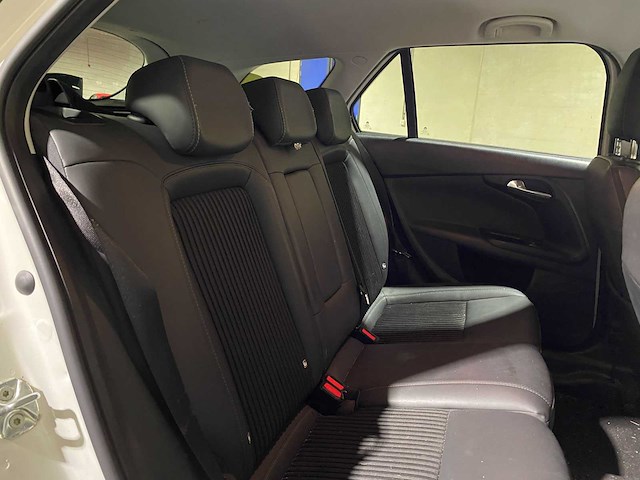 Fiat tipo stationwagon 1.4 t 16v s-design 120pk 2018 (origineel-nl), tg-666-l - afbeelding 24 van  37