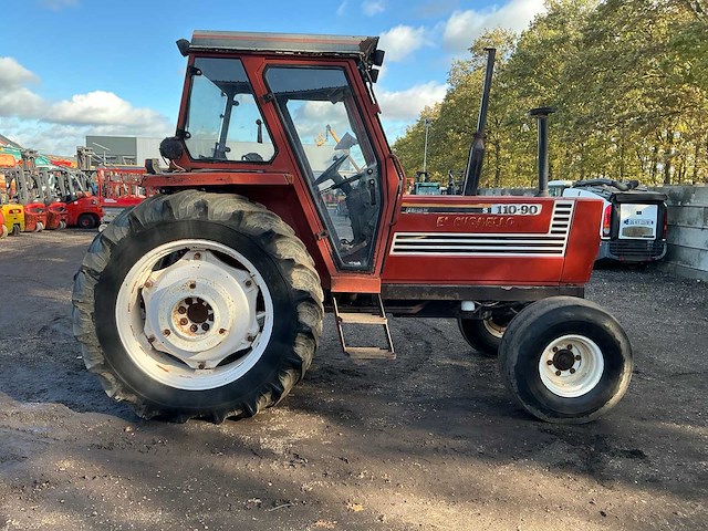 Fiatagri 110-90s/15 tweewielaangedreven landbouwtractor - afbeelding 28 van  31
