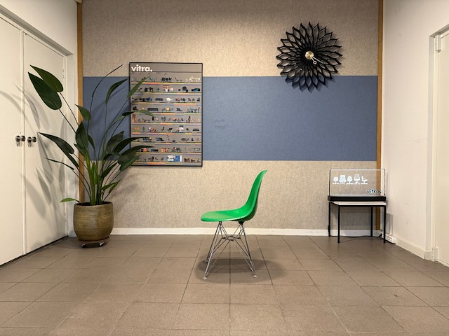 Fiberglass chrome eiffel-base vitra, dsr, groen - afbeelding 7 van  13