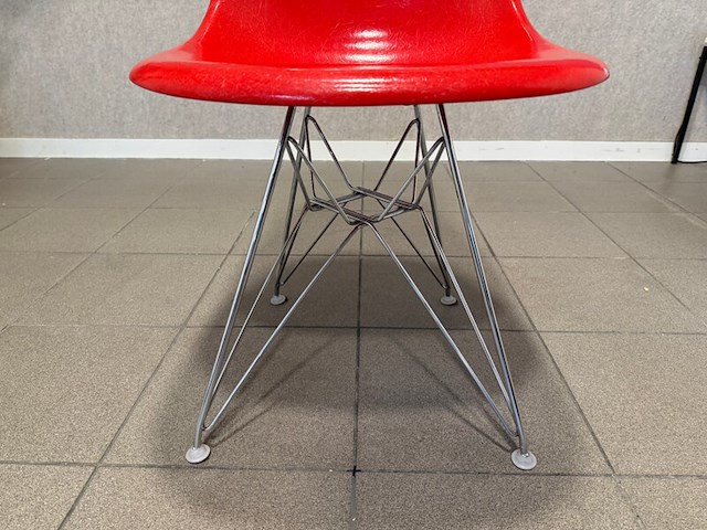Fiberglass chrome eiffel-base vitra, dsr, rood - afbeelding 10 van  10
