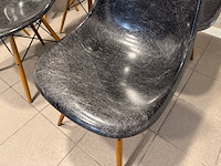 Fiberglass houten dowel-base herman miller, dsw, zwart - afbeelding 5 van  10